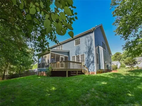 8812 Valley Springs Place Raleigh NC 27615