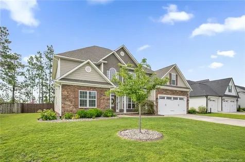 2945 Cragburn Place Fayetteville NC 28306