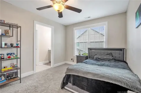 2945 Cragburn Place Fayetteville NC 28306