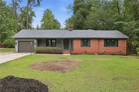 1934 Forest Hills Drive Fayetteville NC 28303