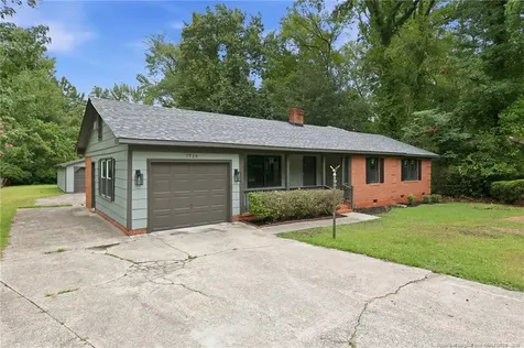 1934 Forest Hills Drive Fayetteville NC 28303