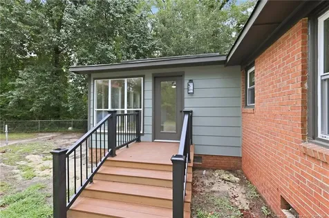 1934 Forest Hills Drive Fayetteville NC 28303