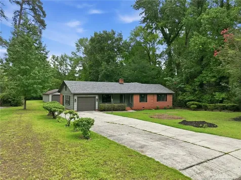 1934 Forest Hills Drive Fayetteville NC 28303