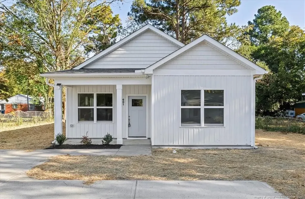 601 E Bay Street Dunn NC 28334