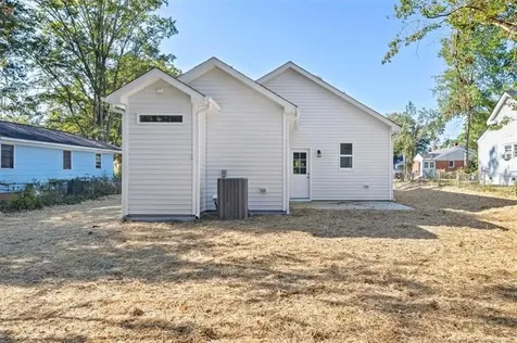 601 E Bay Street Dunn NC 28334