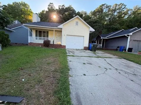 3023 Copenhagen Drive Fayetteville NC 28301