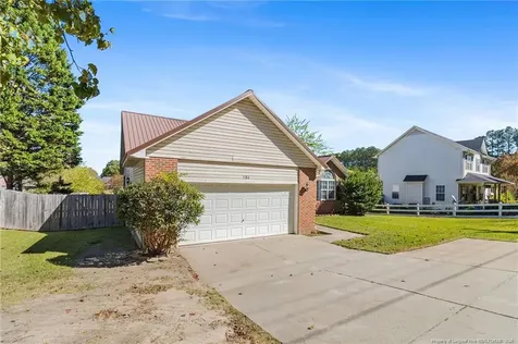 780 Wayside Road Raeford NC 28376