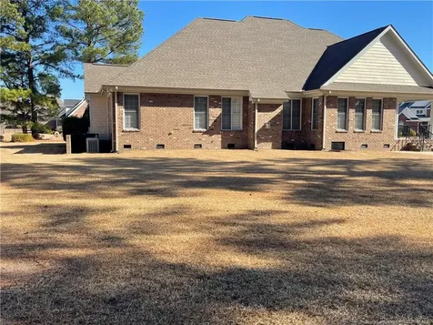 228 Stoneleigh Drive Fayetteville NC 28311
