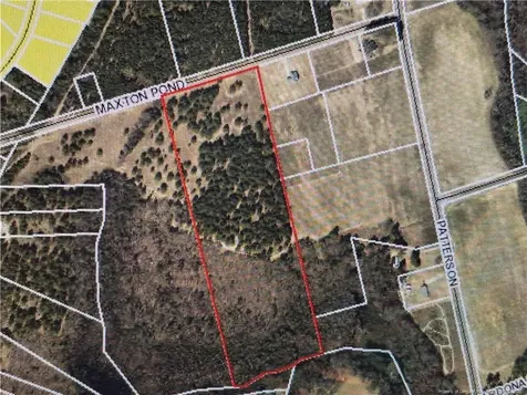 0 Maxton Pond Road N Maxton NC 28364