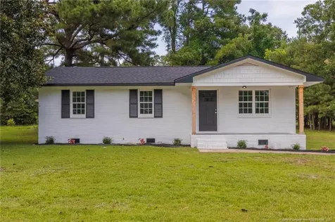 856 Pinewood Drive Whiteville NC 28472