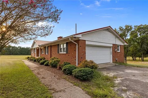 241 Hight Road Aberdeen NC 28315