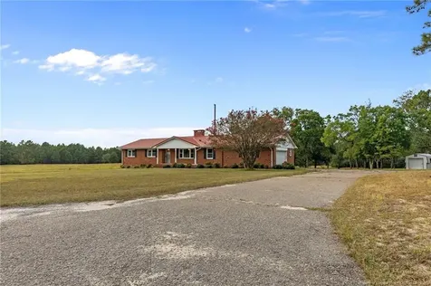 241 Hight Road Aberdeen NC 28315