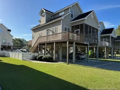 28 Maple Avenue White Lake NC 28337