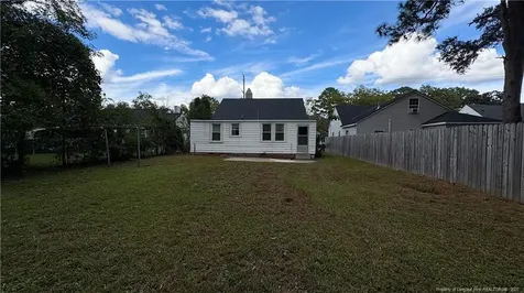1105 Colonial Avenue Greenville NC 27834
