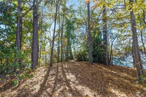 484 Lands End Road Fayetteville NC 28314
