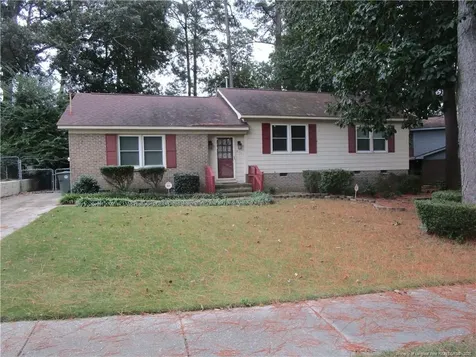 821 Rock Spring Road Fayetteville NC 28314