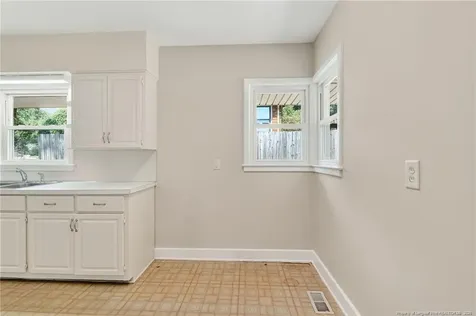 521 Vista Drive Fayetteville NC 28305