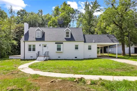 901 Iona Street Fairmont NC 28340