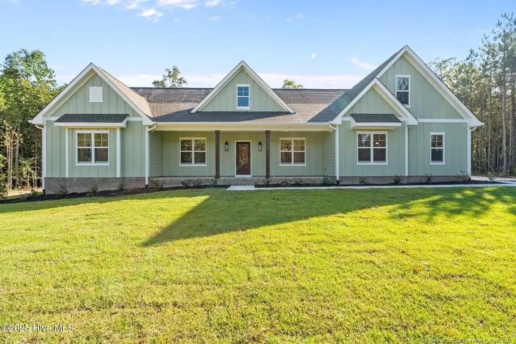 150 Hickory Pointer Way Cameron NC 28326