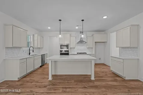 150 Hickory Pointer Way Cameron NC 28326