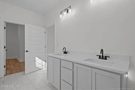 150 Hickory Pointer Way Cameron NC 28326
