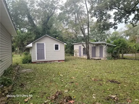 209 E Elwood Avenue Raeford NC 28376