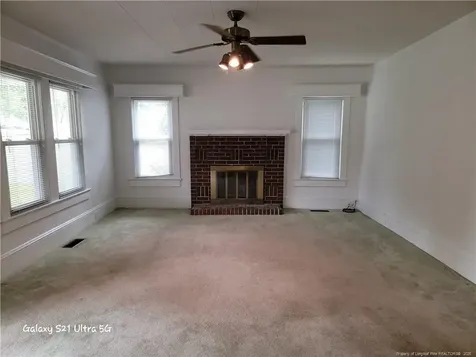 209 E Elwood Avenue Raeford NC 28376