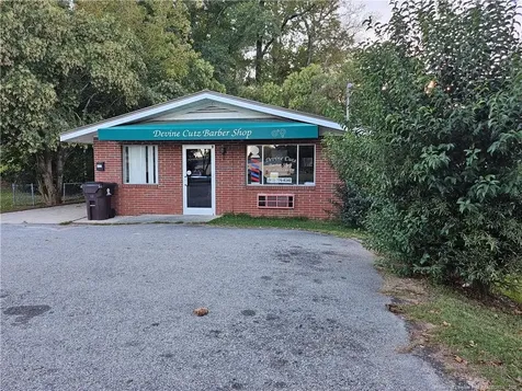 2210 Lee Avenue Sanford NC 27330
