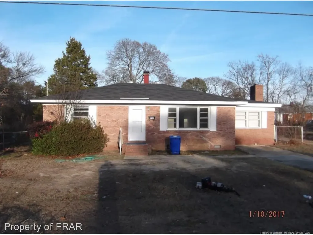 440 N Grogg Street Spring Lake NC 28390
