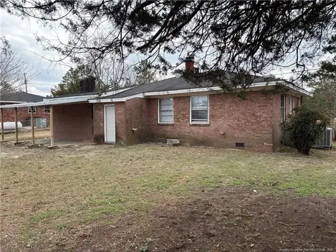 440 N Grogg Street Spring Lake NC 28390