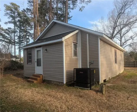 402, 406, 410 Warren Street Fayetteville NC 28312
