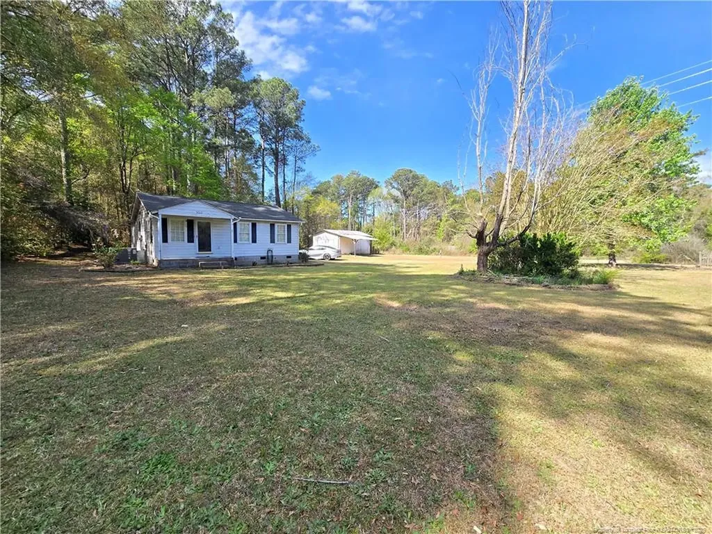 953 Francis Drive Fayetteville NC 28306