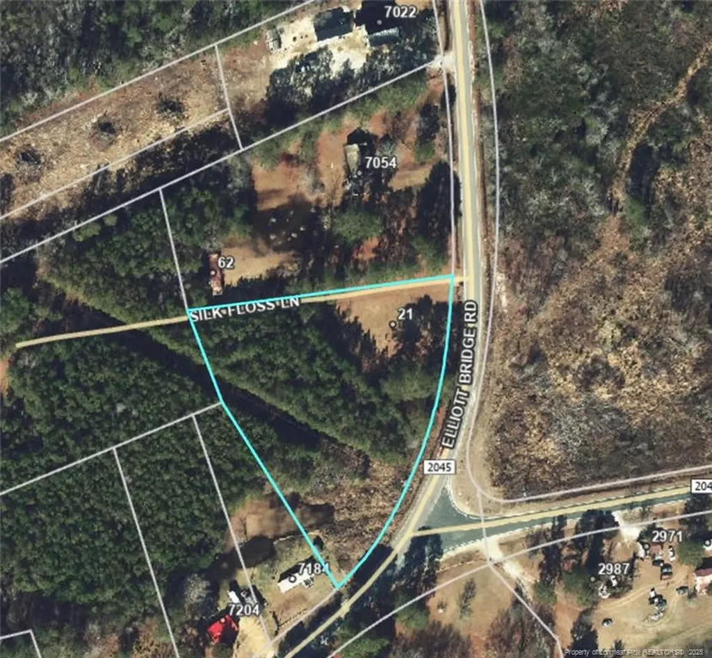 7054 Elliott Bridge & 21 Silk Floss Road Spring Lake NC 28390