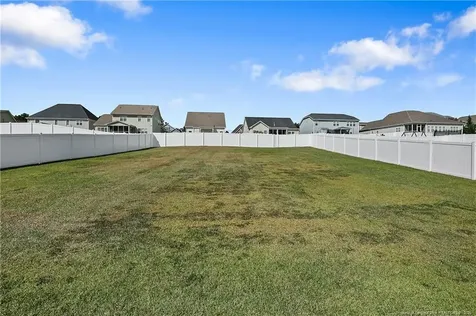 4244 Dock View Road Fayetteville NC 28306
