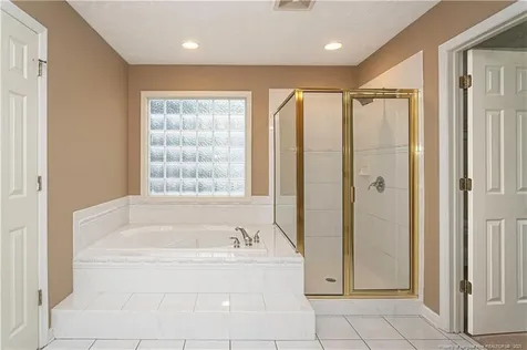 6080 Iverleigh Circle Fayetteville NC 28311