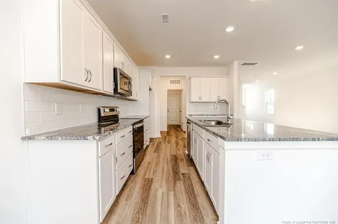 4531 Bunkers Bay Lane Hope Mills NC 28371