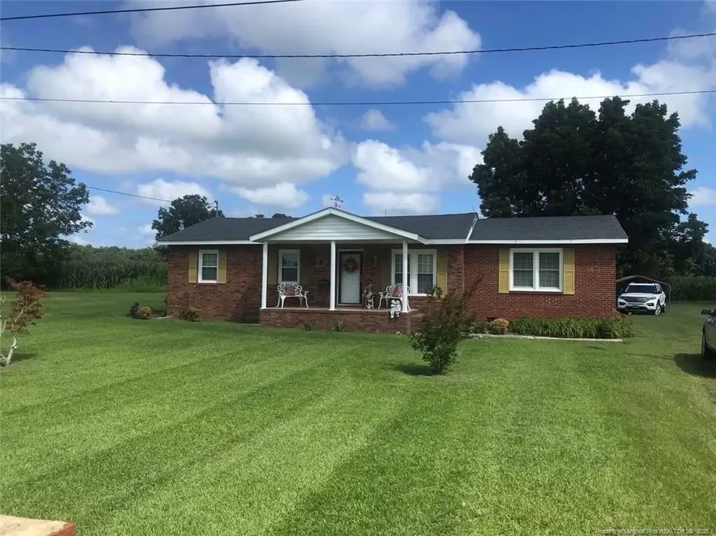 2067 N Broadridge Road Lumberton NC 28358