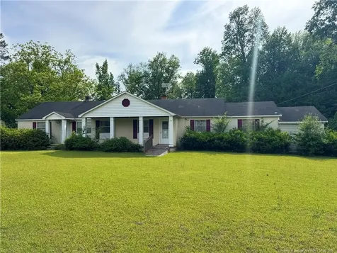 170 South River Road Autryville NC 28318