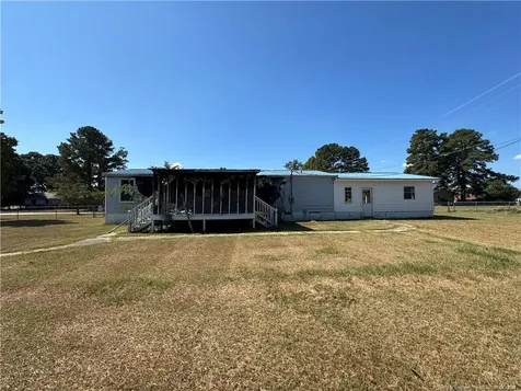 151 Ratley Street Raeford NC 28376
