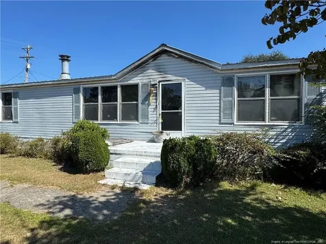 151 Ratley Street Raeford NC 28376