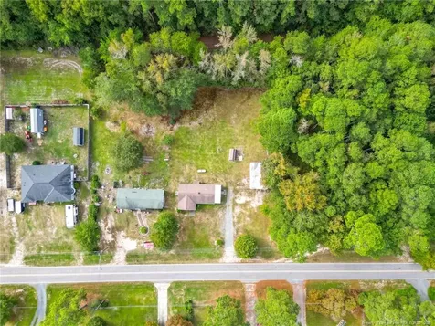 21480 Jane Shaw Road Wagram NC 28396