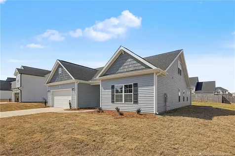 1727 Man O War Drive Hope Mills NC 28348