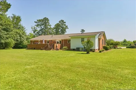 2483 W Carthage Road Lumberton NC 28360
