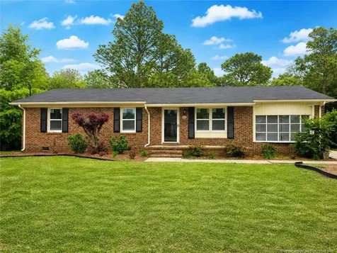 3235 Glenmore Drive Hope Mills NC 28348