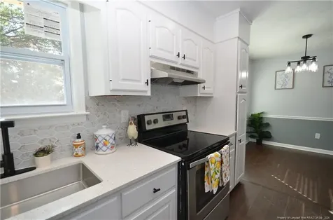 3235 Glenmore Drive Hope Mills NC 28348