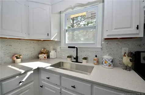 3235 Glenmore Drive Hope Mills NC 28348