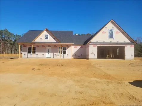 2453 Live Oak Drive Fayetteville NC 28306