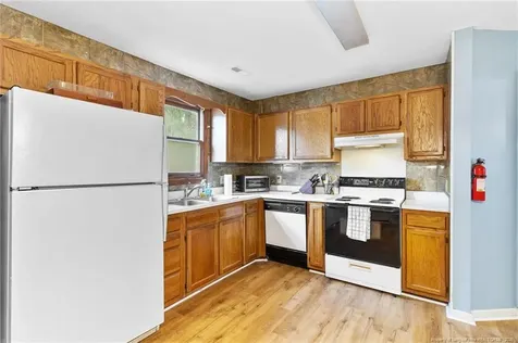 1132 Hoke Loop Road Fayetteville NC 28314
