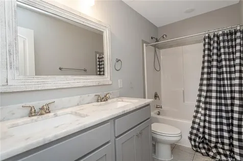 2301 Northway Court Hope Mills NC 28348