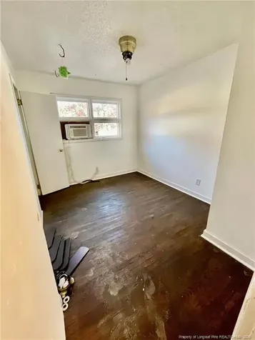 502 Spring Avenue Spring Lake NC 28390
